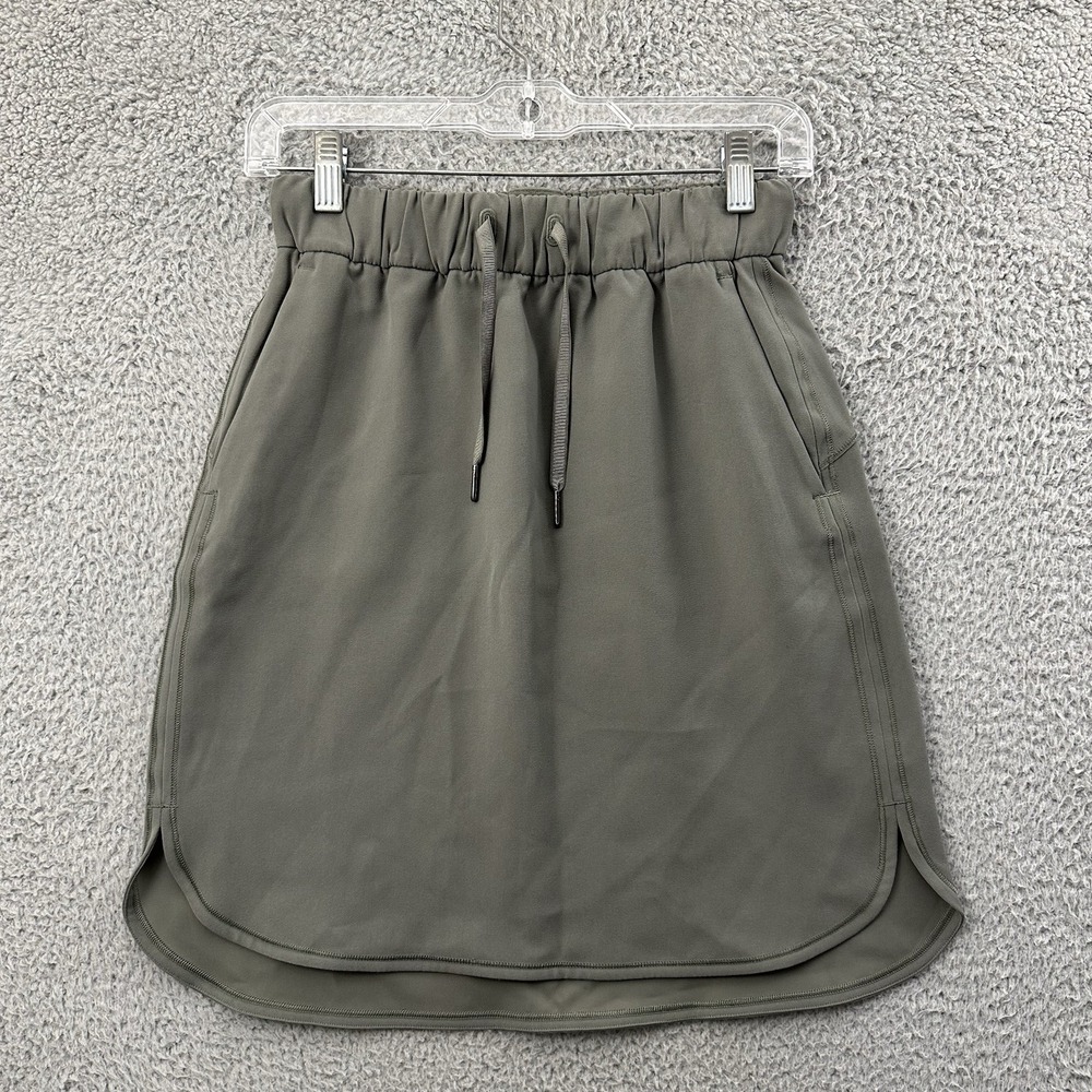 Lululemon On The Fly Skirt Woven Grey Sage Green‎ Travel Business Casual Women 4